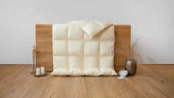 Daunen-Ganzjahres-Bettdecke "Ansara"