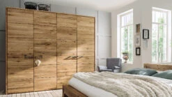 Drehtüren-Kleiderschrank "Golera"