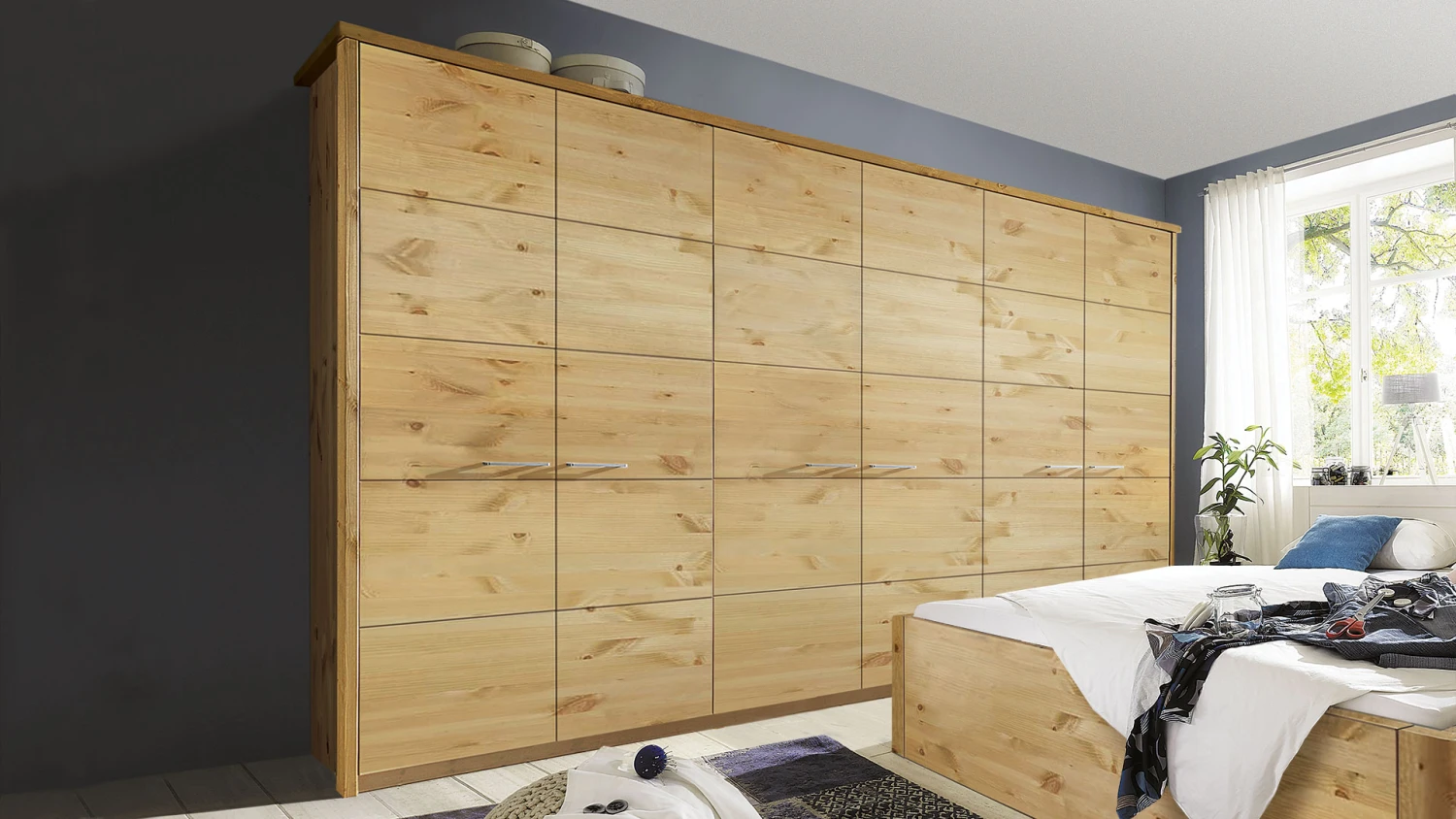 Drehtüren-Kleiderschrank "Midera" – Bild 4