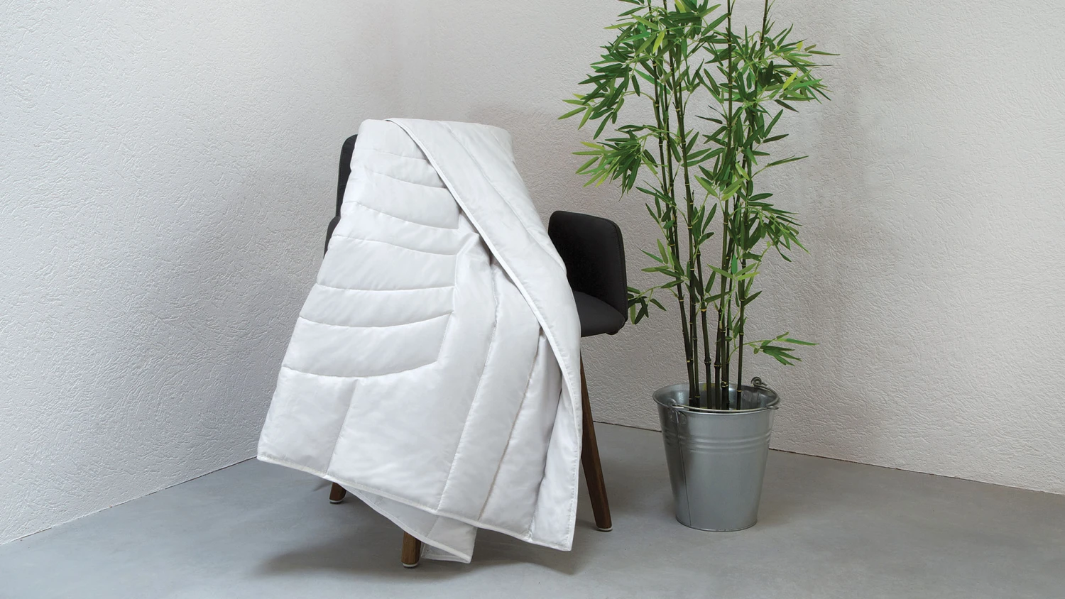 Kamelflaumhaar-Ultraleicht-Bettdecke "Cammello-Figura" – Bild 2