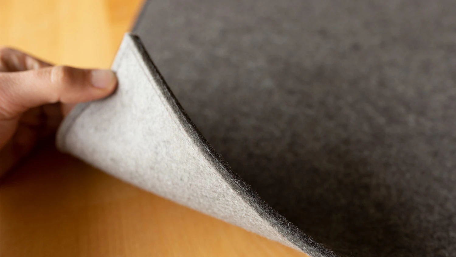 Wende-Filz-Sitzkissen "Rolva" – Bild 2