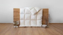 Daunen-Ganzjahres-Bettdecke "Ansara-Organic"